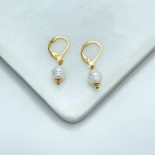 Boucles d'oreilles créoles Luxus Accessories en or 18 carats avec perles baroques simulées, boucles d'oreilles pendantes avec perles