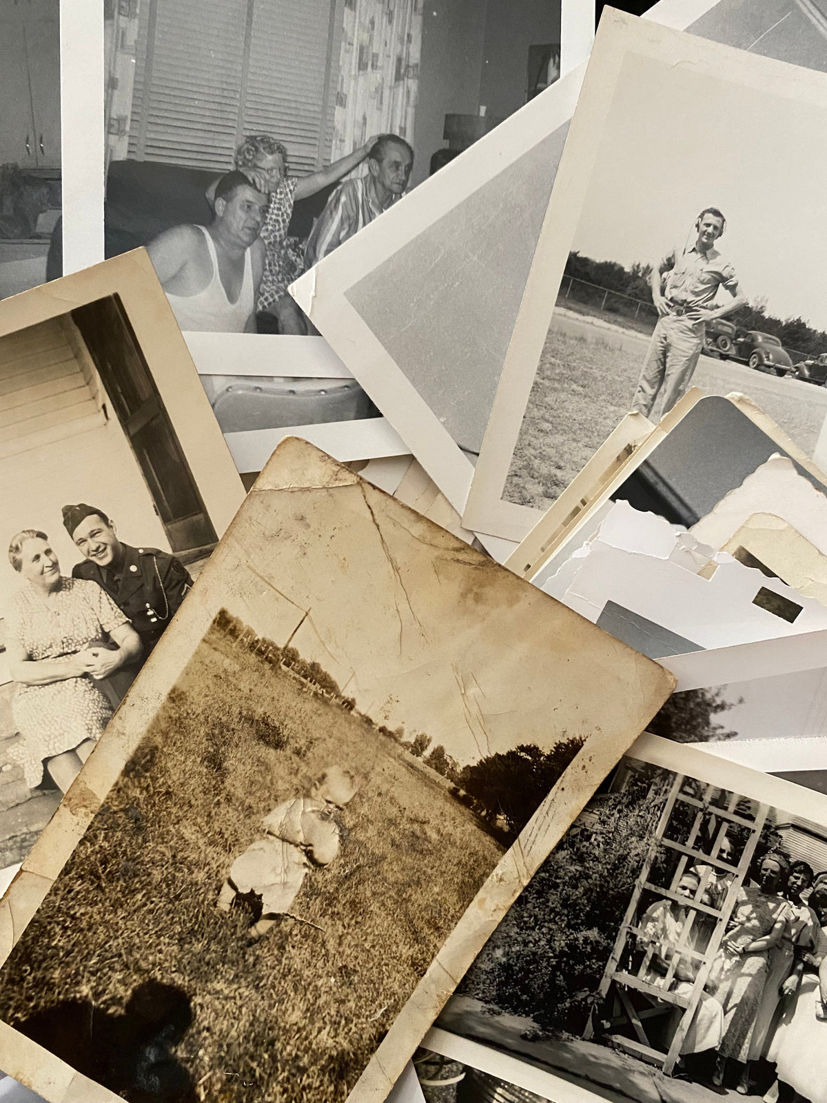 Antique Black & White Photos ** GENUINE VINTAGE
