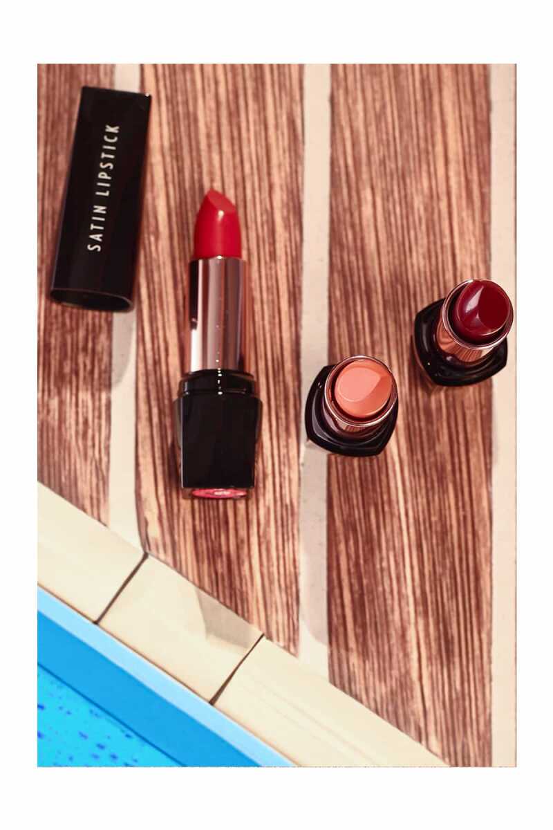 Golden Rose Satin Lipstick 13 Hydrating Color Lip Makeup