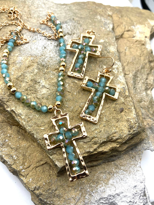 Ensemble collier et boucles d'oreilles croix perlées Rebecca Ray Crystal