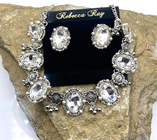 Parure collier et boucles d'oreilles Rebecca Ray avec cristaux et perles