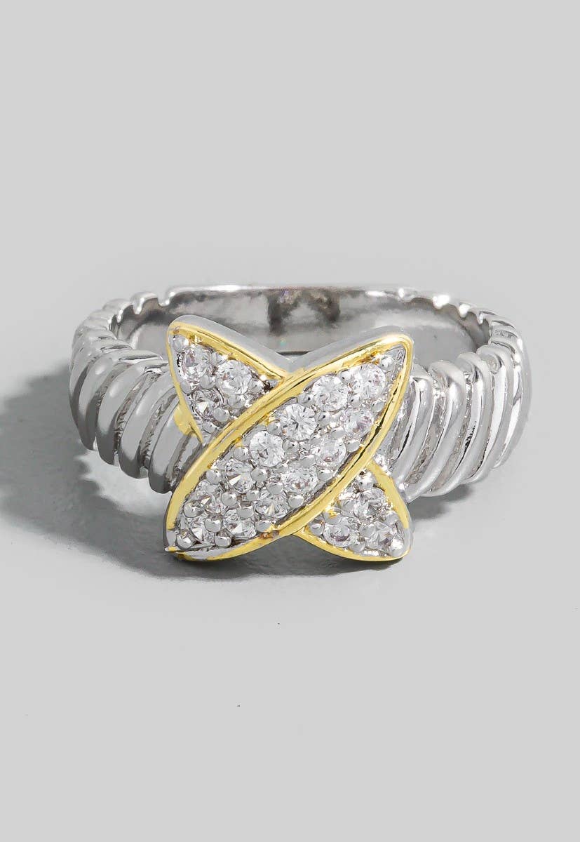 Bague The Looks by Fame avec double ton, pavé de zircones cubiques et bande texturée