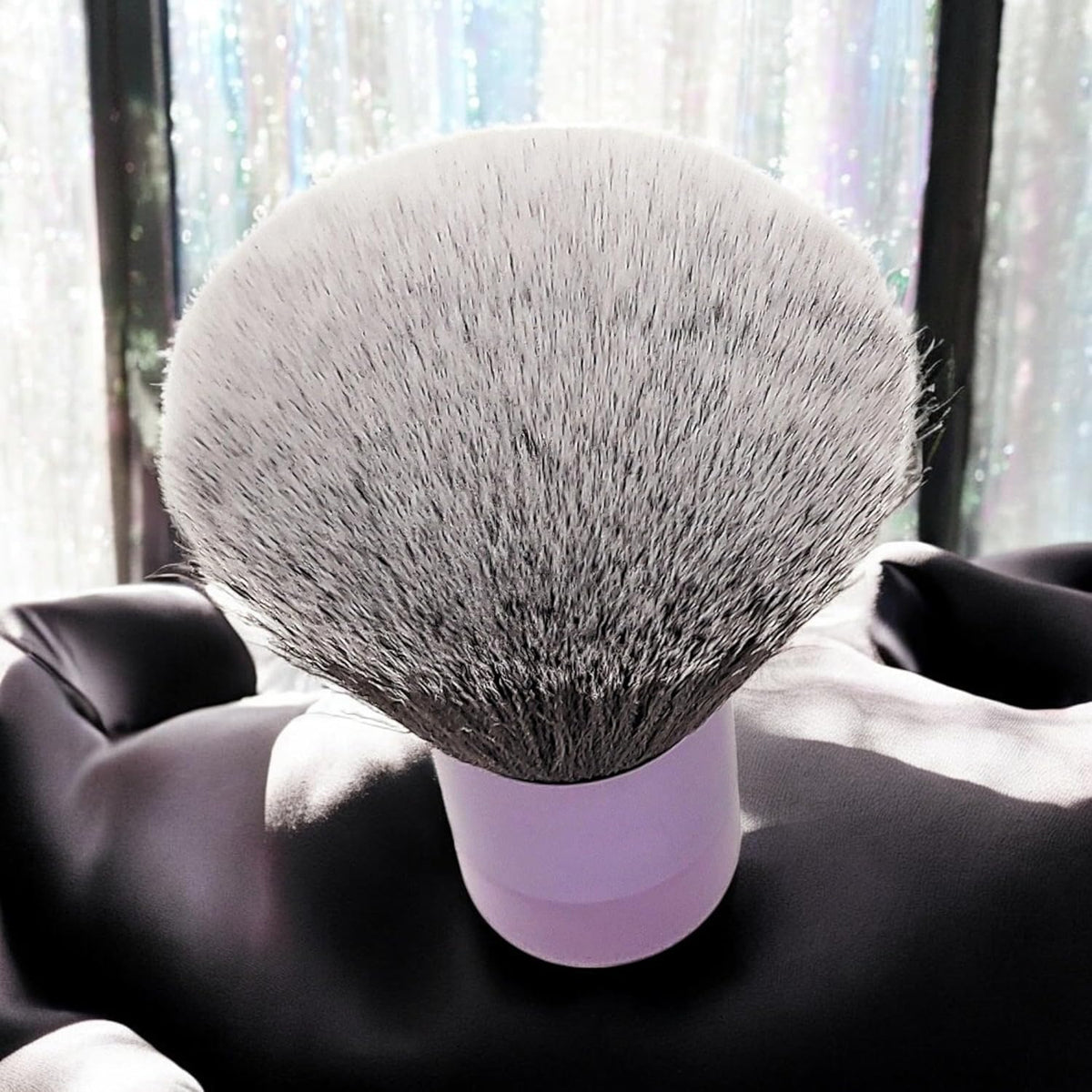 BevyGold Large Kabuki Powder Brush, Violet