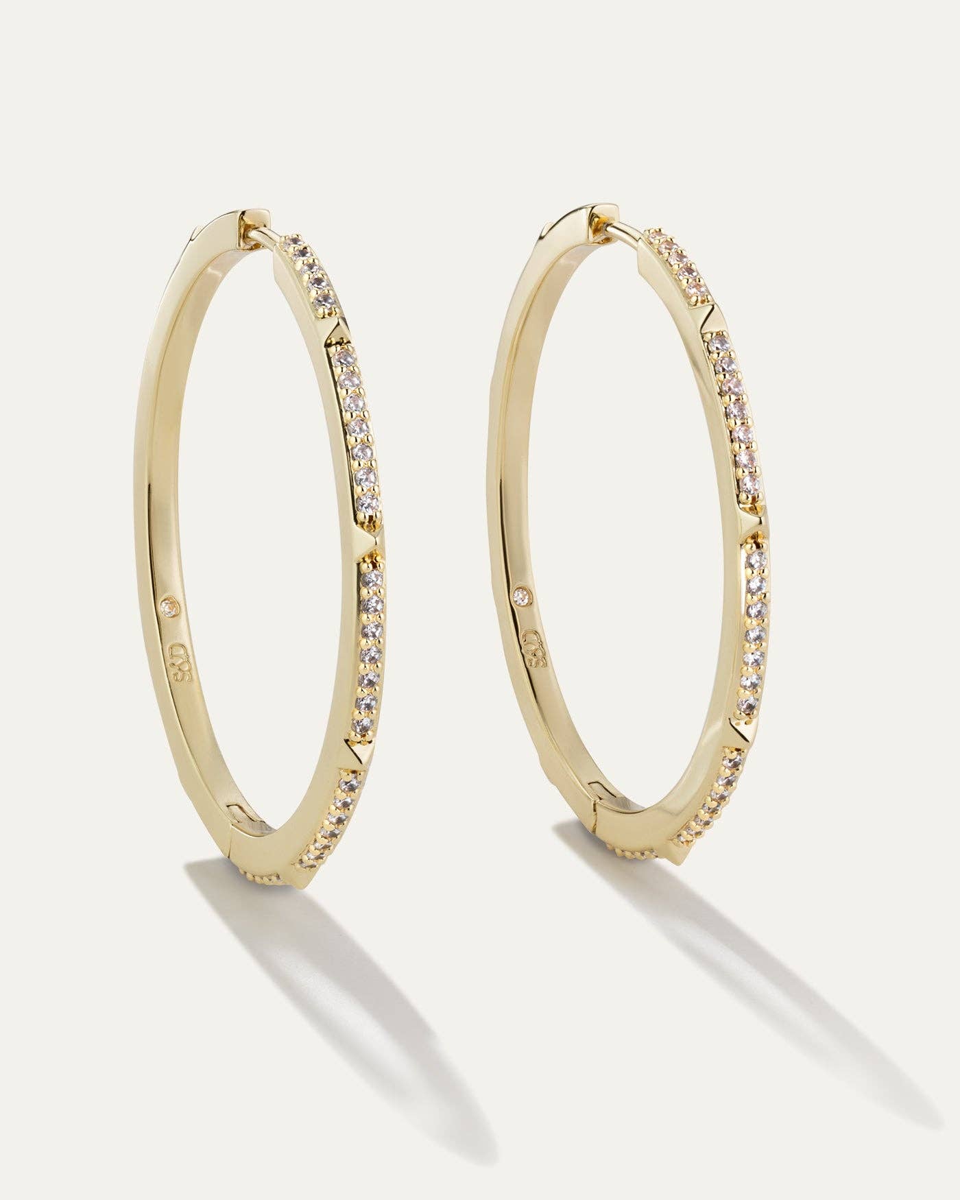 Boucles d'oreilles créoles Charlotte Renegade Stella & Dot | 3,8 cm