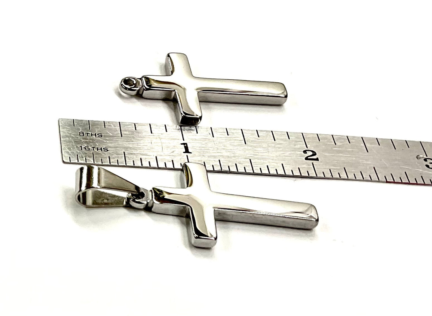 Sleek Silver Gold Cross Necklace for Men Women Waterproof Hypoallergenic Stainless Steel Girls Boy Jesus Hope Jewelry Christian Jewellery
