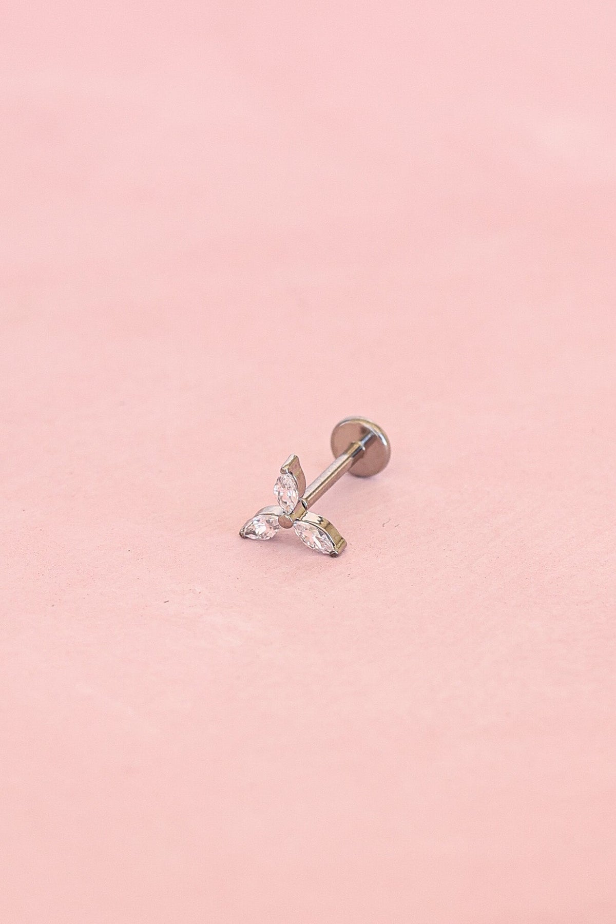 Iris Flat Back Stud