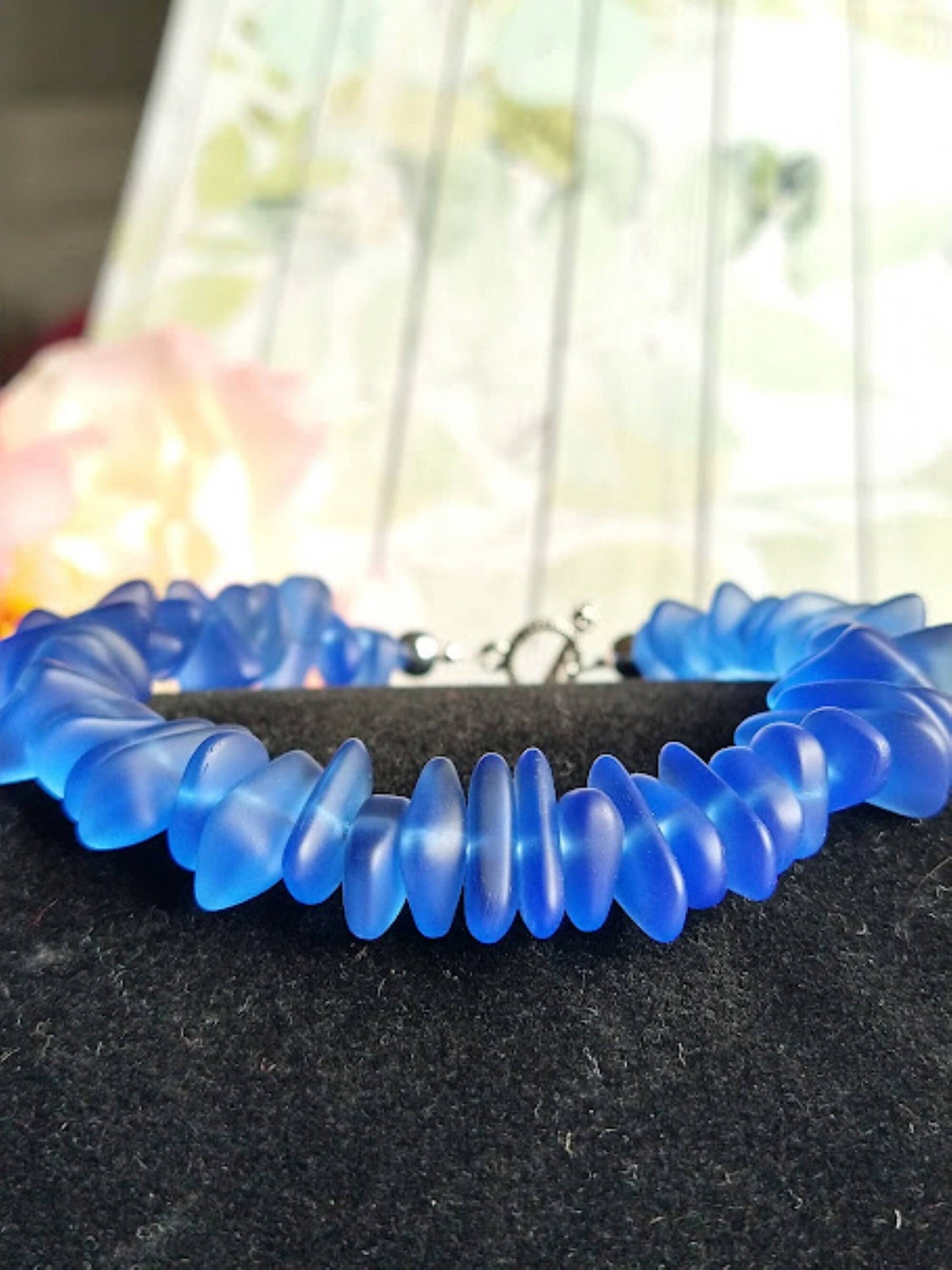 Bracelet en argent avec perles de verre de mer bleu cobalt – Bad Apple Designs
