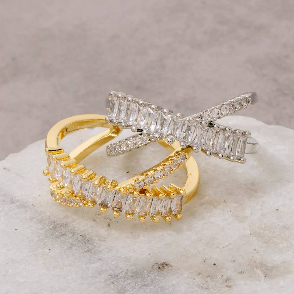 La bague réglable Baguette X de Looks by Fame CZ