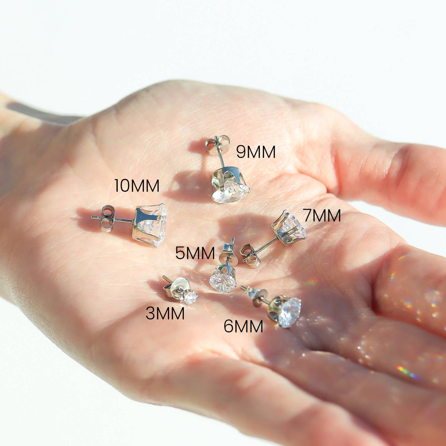 Boucles d'oreilles clous rondes CZ en acier inoxydable