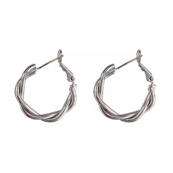 BOUCLES D'OREILLES CRÉOLES TORSADÉES EN ACIER INOXYDABLE PLAQUÉ OR 18 CARATS