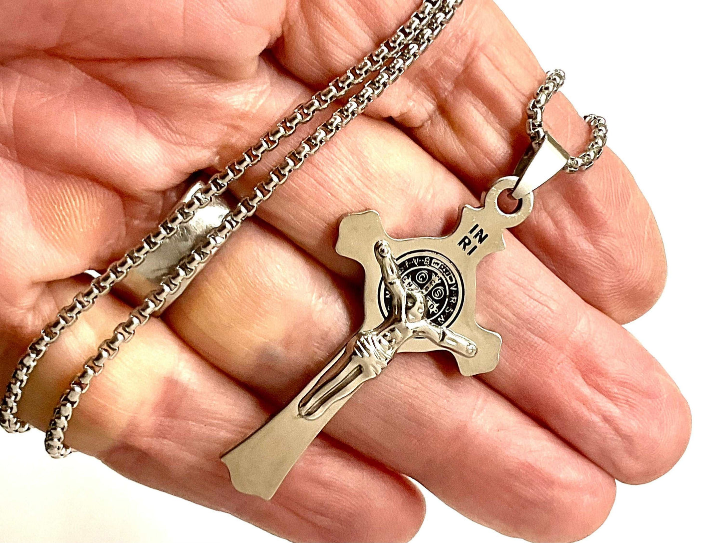 Light Weight Crucifix Cross Saint Benedict Medal Catholic Wheat Chain Necklace for Men Gold Black hip hop Jesus Religiou San Benito