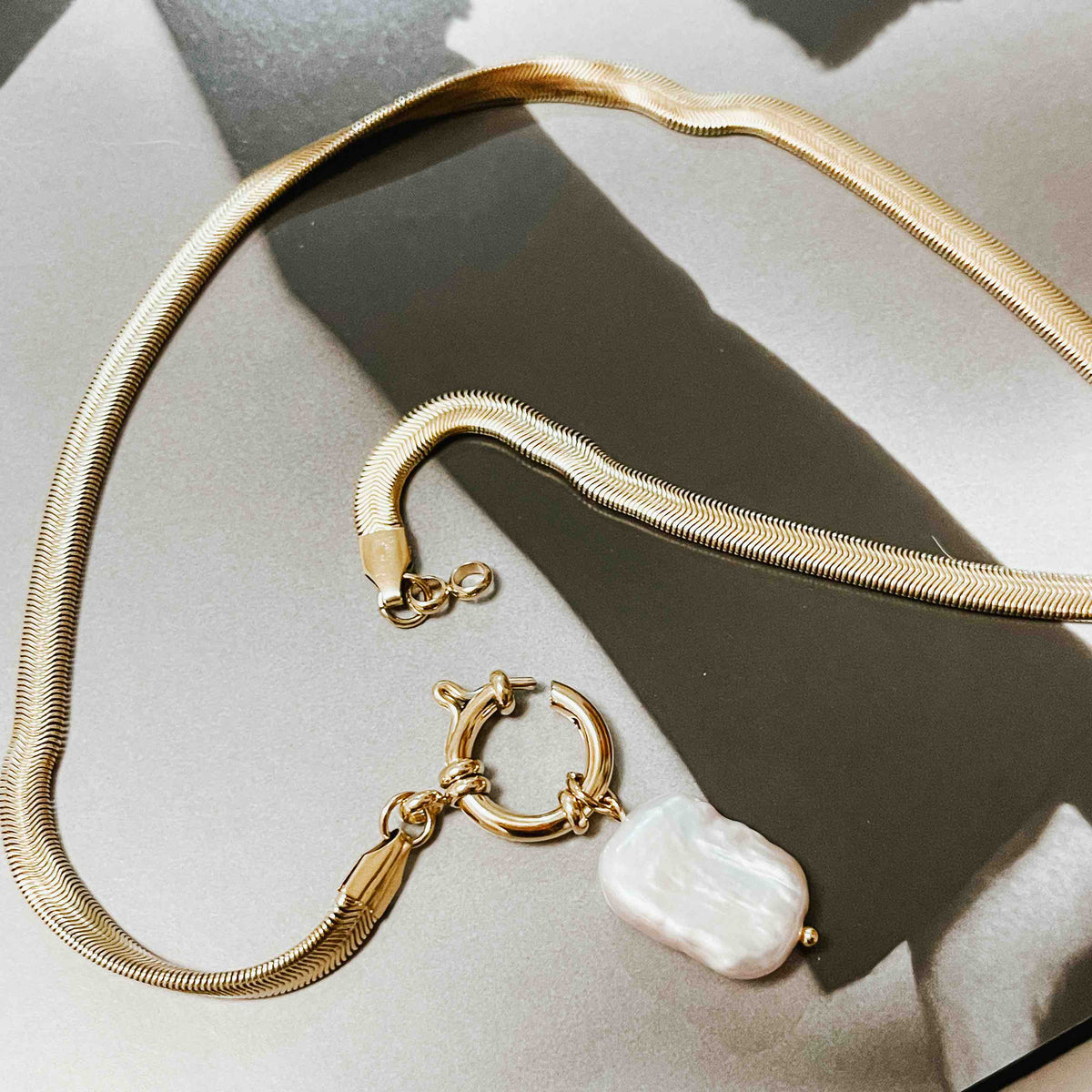 Mother Of Pearl Necklace WATERPROOF