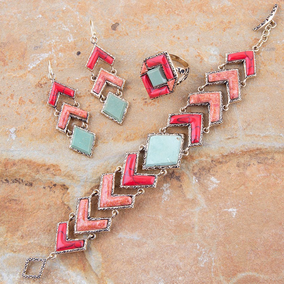 Green Turquoise and Coral Tapestry Golden Link Bracelet